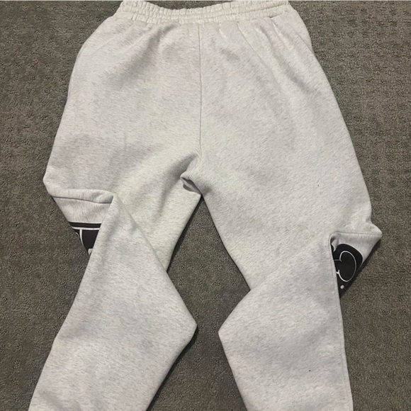 Sorrlla Boutique Girls tour Sweatpants - Picture 3 of 3